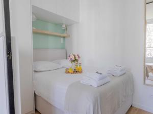 Nice apartment 1bdr Passage des Abbesses