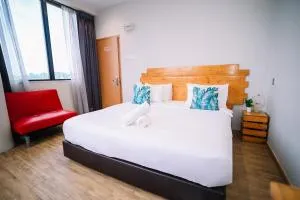 Swing & Pillows - Kota Warisan, Sepang - 塞贝维