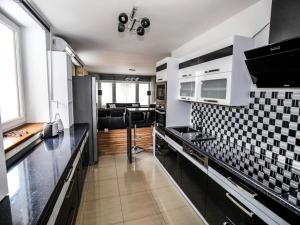 Villa in Fren tát near Ski Resorts & Jacuzzi