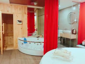 KS Tình Nhân Sach Hotel