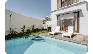 Richfield House with Private Pool for Pet Lovers