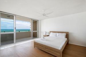 The Sands Beachfront 3 Bedroom Apartment - CoastHM