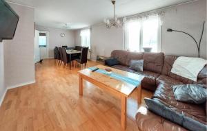 Nice Home In Torup With Wifi