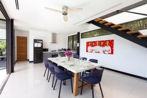 Loft Style 4BR Villa Sunset Garden 4 with 12m Salt Water Pool, near NaiHarn