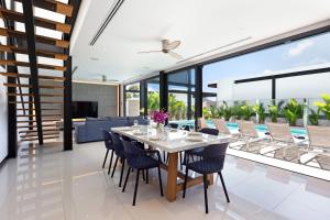 Loft Style 4BR Villa Sunset Garden 4 with 12m Salt Water Pool, near NaiHarn