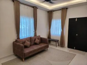 Alyssa Homestay Arau - Kampung Mata Ayer