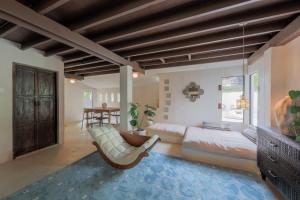 Private Pool, 8-Bedroom, Old Town, Entire Estate - TANPURI Thapea - Prime Location