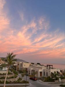 Sifah Seascape House