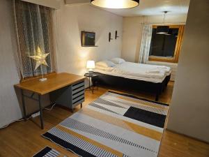 Old fashioned Santas House