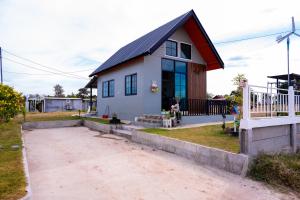 YAWE Pool Villa Sirindhorn