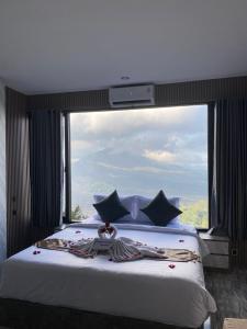 Devanora Hotel & Resto