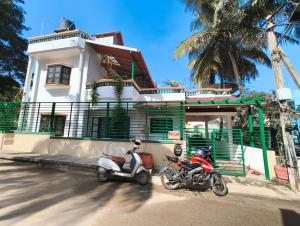 Yelahanka bungalow 30 mins from airport