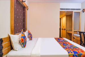 FabHotel Prime Deccan 8 - Nr Law college