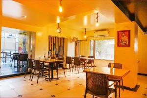 FabHotel Prime Deccan 8 - Nr Law college