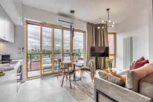 The Motlavian Apartment by Renters Prestige