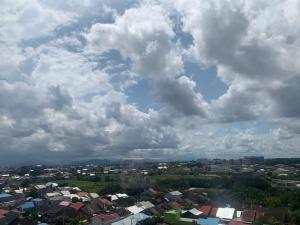 Apateu Studio Sharia - Unit lengkap, tinggal bawa koper! at Apartemen Bandaraya Tallasa City