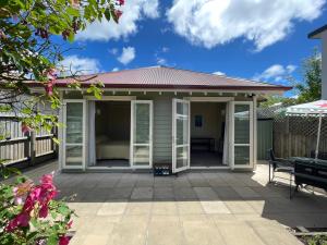 Cosy & new CNZhouse with yard