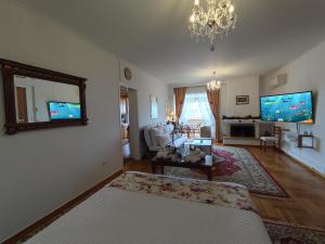 ''Athens Light'' luxury spacy appartment, Agia Paraskevi