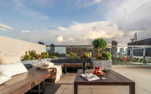 Metropole Thu Thiem Luxury Residence by BeVista