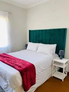 Phana Quest house - Evander