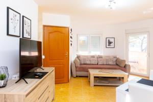 Senad - Apartment MALI - MPolo