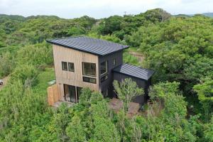 富津オフグリッドハウス - Futtsu Seaside Off-Grid House with Private Sauna