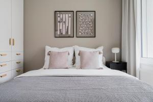 Blueground Prague 7 furnished DOX museum PRG-21