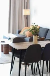 Cozy 1 Bedroom Apartment - Warīsān