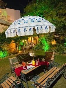 Travellers Village - Amer