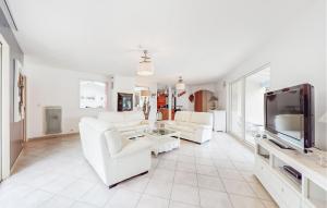 Maisons de vacances Lovely Home In Meschers-Sur-Gironde : photos des chambres