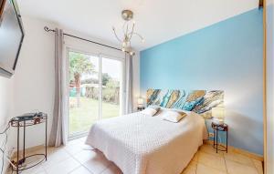 Maisons de vacances Lovely Home In Meschers-Sur-Gironde : photos des chambres