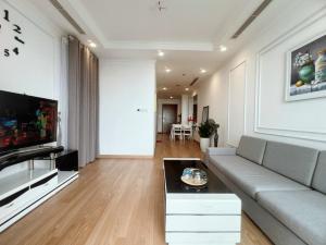 Era Cozy Apartment in Vinhomes Timescity