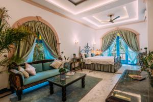 Bhagvatam by the Ganges