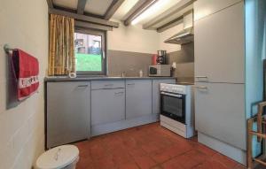 2 Bedroom Amazing Home In Hastière