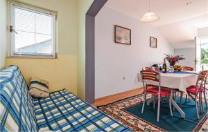 Amazing Apartment In Sveti Petar