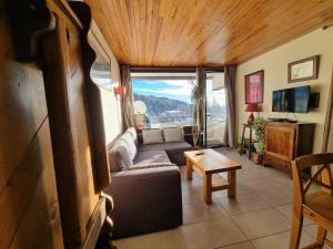 Appartements Logement entier, plein sud, pied des pistes, Chamrousse 1650 : photos des chambres