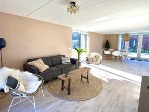 Stunning villa near beaches and golf course