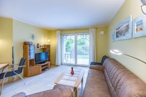 Zentrale Ferienwohnung mit sonniger Terrasse Bernstein