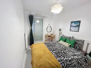 Appartements 2 Bedrooms, near Paris, family friendly, metro RER : photos des chambres