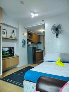 5th Floor Tower D Studio Typed Unit with AC, Netflix and Unlimited Wifi Access