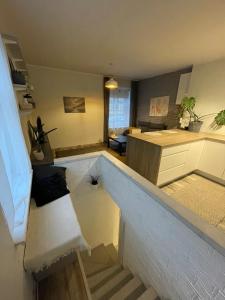 Nice and Cozy Apartment Next to Telliskivi