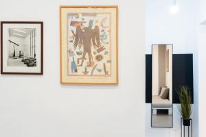 Renovated 5 Bdr House near Acropolis - New Beds, Terrace & Green Yard