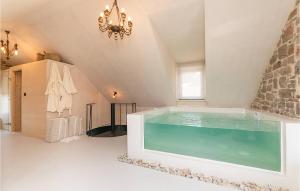 Stunning Home In Gornji Humac Brac