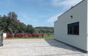 2 Bedroom Awesome Home In Rovinj