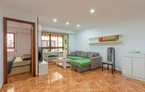 2 Bedroom Nice Apartment In Santa Pola - Tabarca