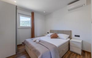 4 Bedroom Gorgeous Home In Kastel Stari