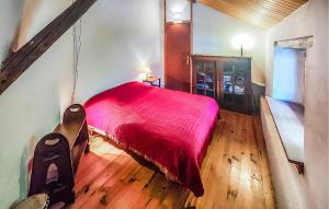 2 Bedroom Awesome Home In Les Cabannes