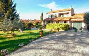 Lovely Home In Malemort-Du-Comtat - Blauvac