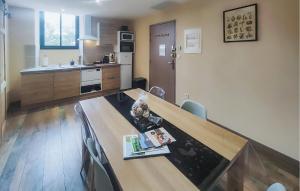 Appartements Lovely Apartment In Saint Chinian : photos des chambres