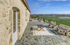 Stunning Home In Cricqueville En Bessin - 滨海维耶维尔